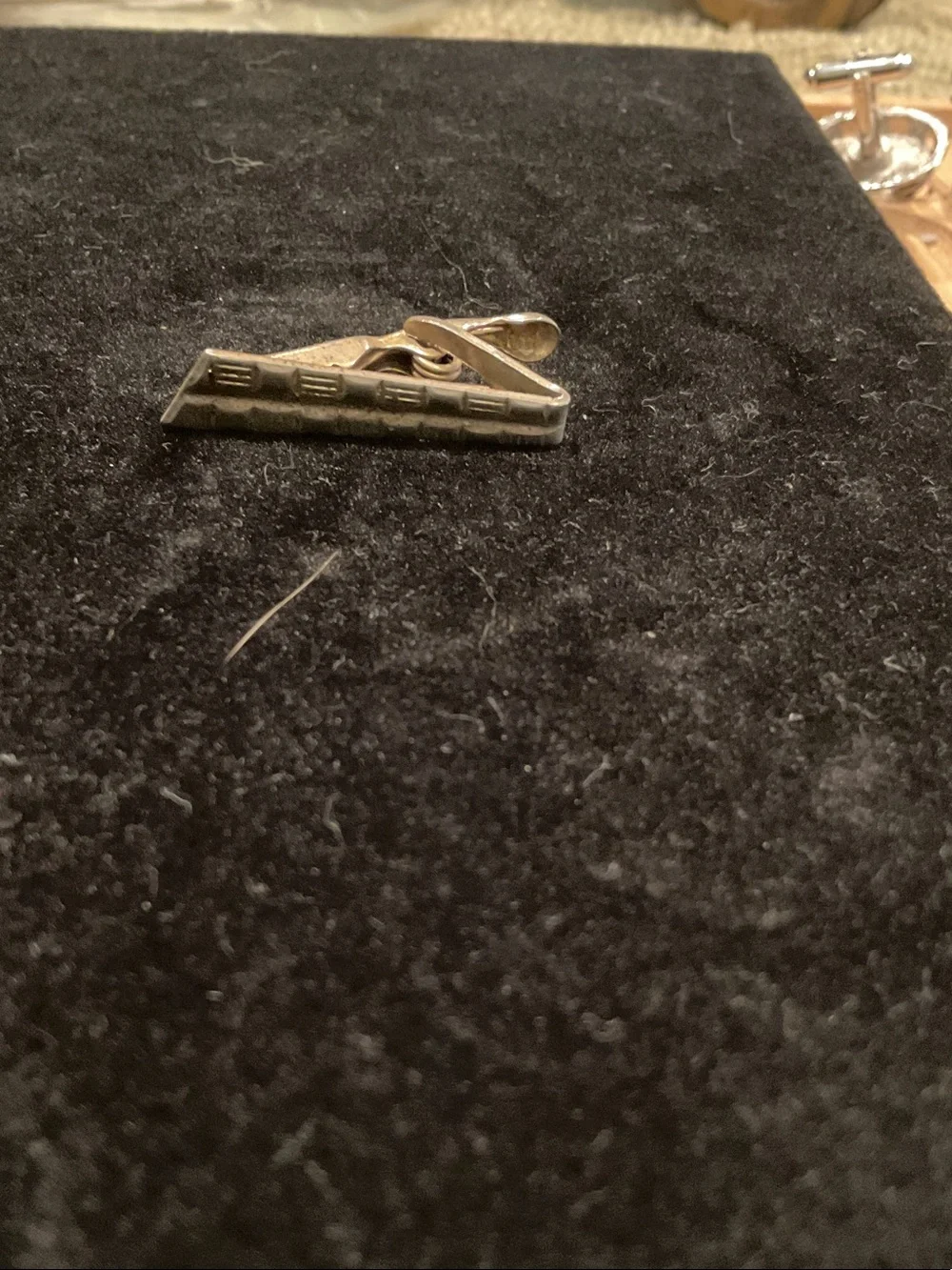 N/A pair cuff